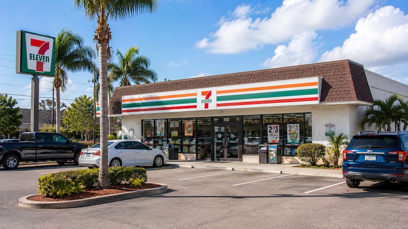 NNN 7-Eleven Corporate Vero Beach, FL (Oceanfront A1A)